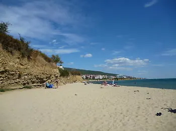 Green Fort Отель