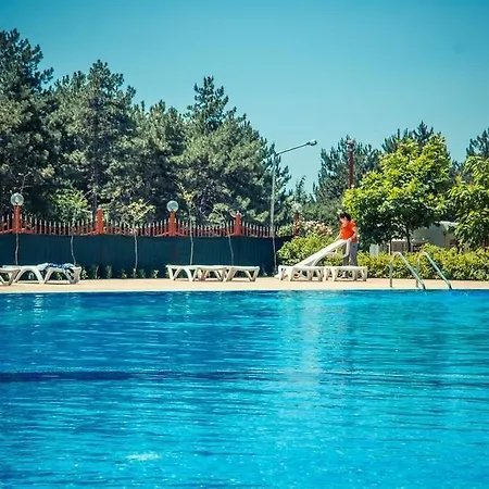 Green Fort * Σάνι Μπιτς