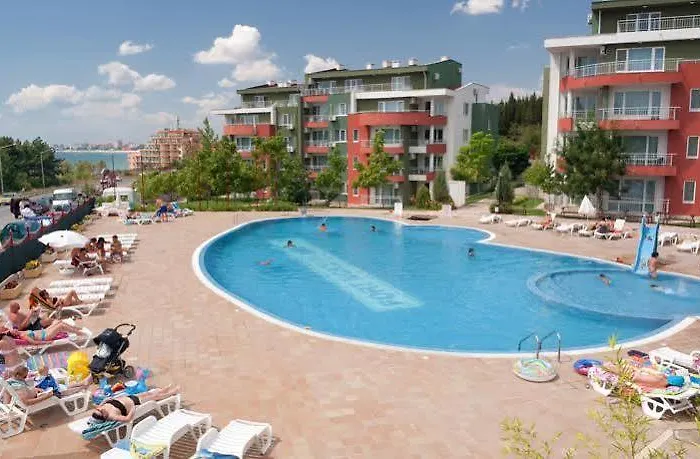 Green Fort Hotell Slăntjev Brjag