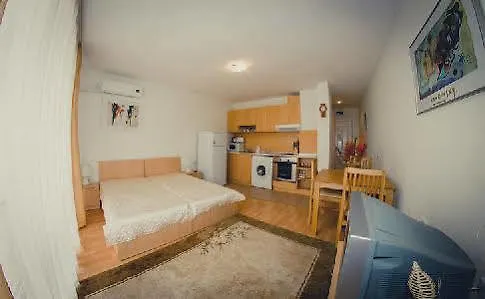 Green Fort Hotell Slăntjev Brjag