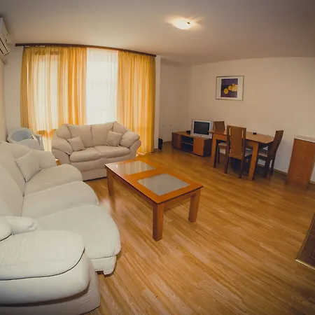 Green Fort * Słoneczny Brzeg